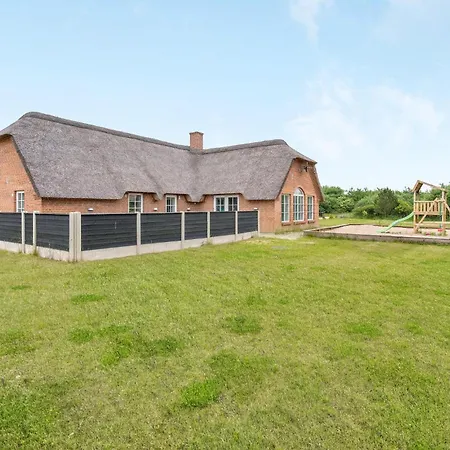 Awesome In With Sauna Holiday home Ulfborg