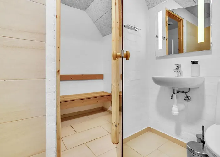 Дом отдыха Awesome In With Sauna Ulfborg